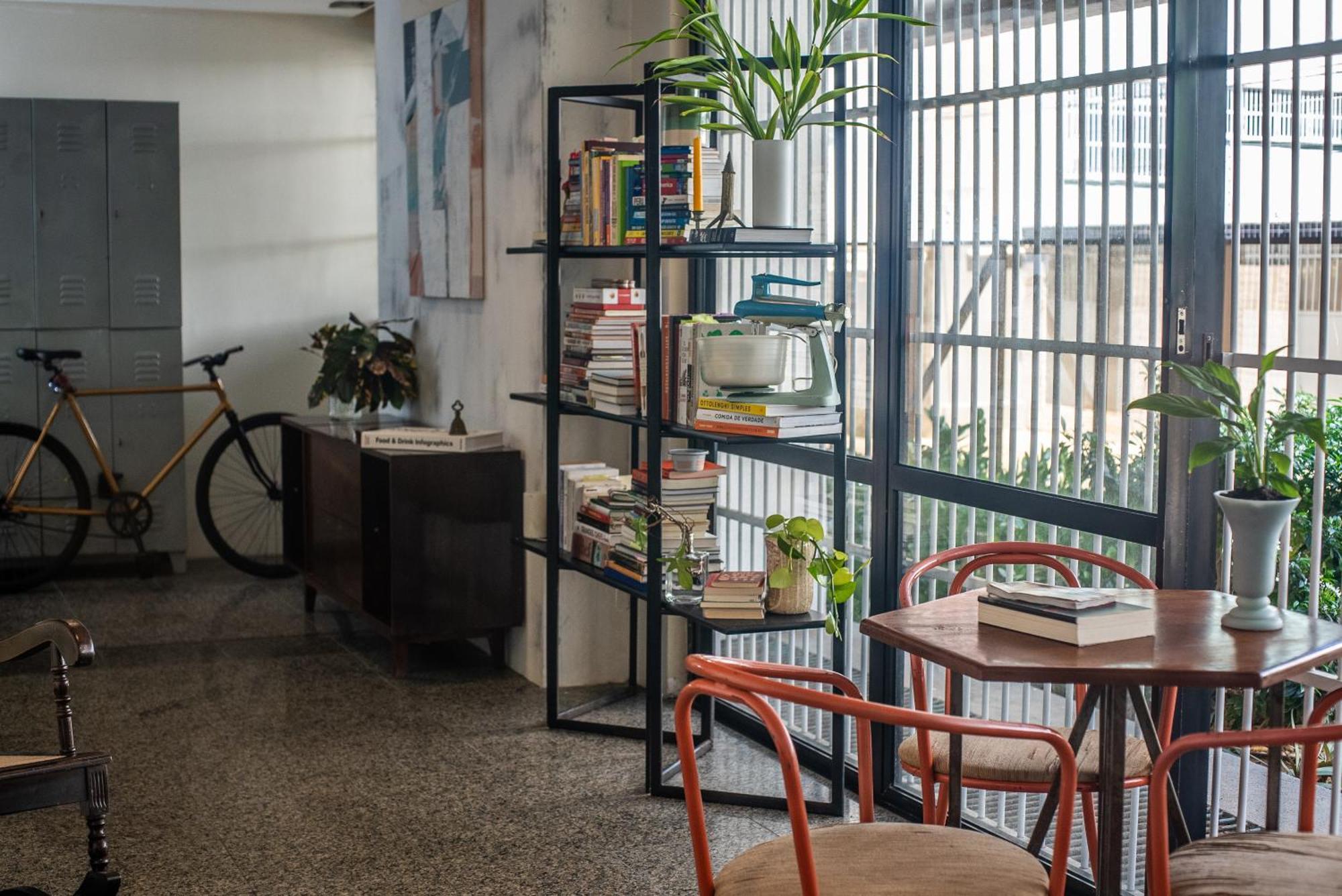 Apartamento No Bairro Meireles A 50m Da Beira-mar