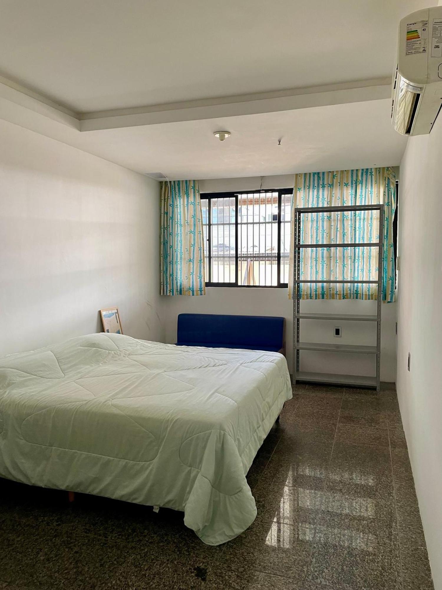 Apartamento No Bairro Meireles A 50m Da Beira-mar